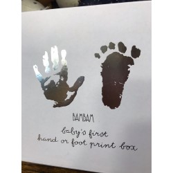Boîte pour empreintes de pied de bébés